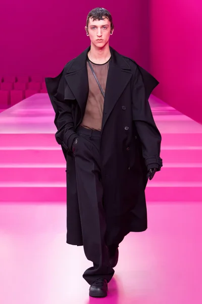 Look 47